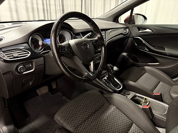 Opel Astra 9 of 17