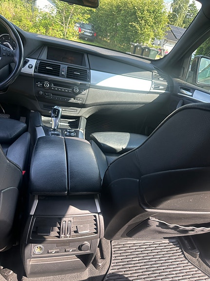 BMW X6 7 of 7