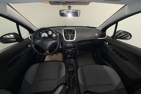 Peugeot 207 13 of 26