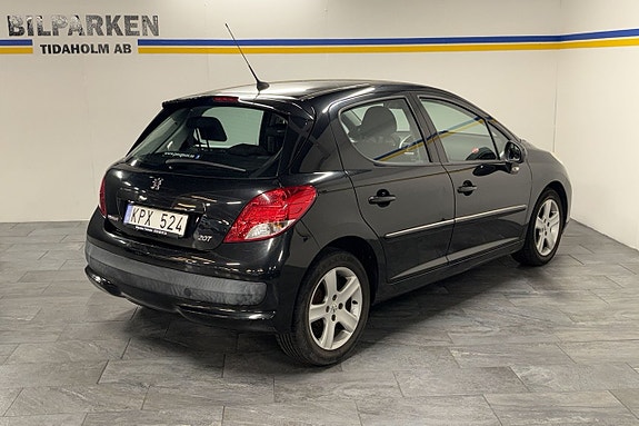Peugeot 207 9 of 26