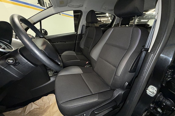 Peugeot 207 15 of 26