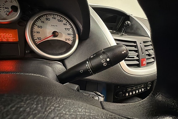 Peugeot 207 20 of 26