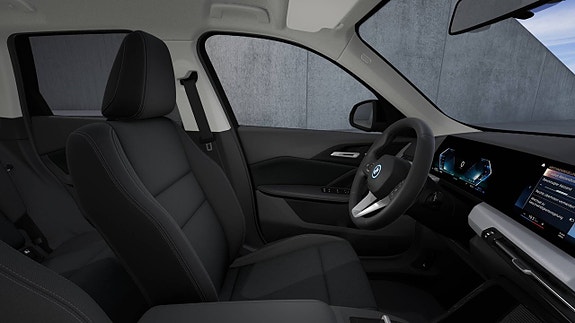 BMW iX1 6 of 11