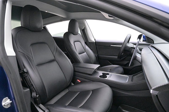 Tesla Model 3 12 of 27