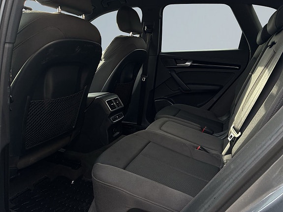 Audi Q5 13 of 23