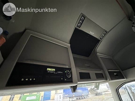 Volvo FH 62 pusher 18 of 27