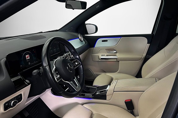 Mercedes-Benz B180 4 of 15