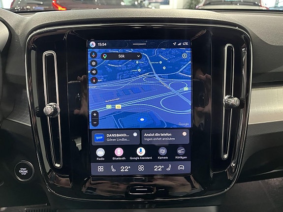 Volvo XC40 8 of 18
