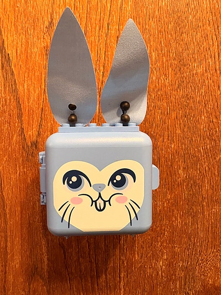 Product image 1 of 2