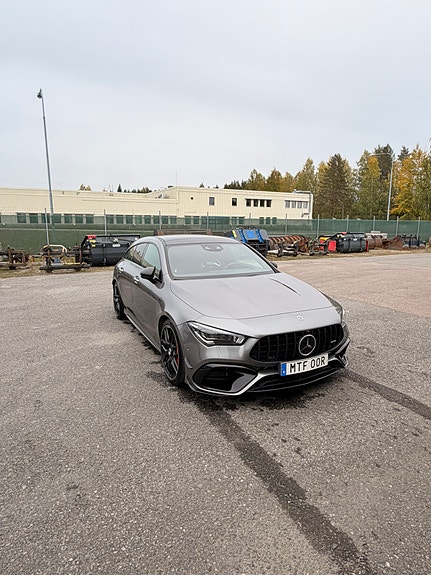 Mercedes-Benz CLA45 3 of 9