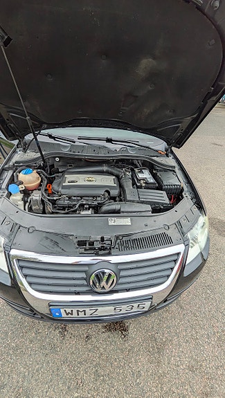 Volkswagen Passat 3 of 10