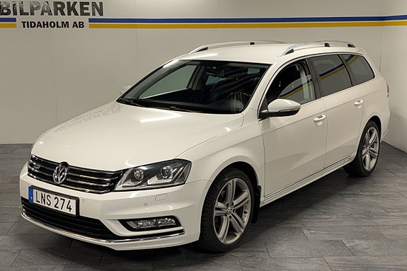 Volkswagen Passat 3 of 30