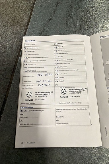 Volkswagen Passat 30 of 30