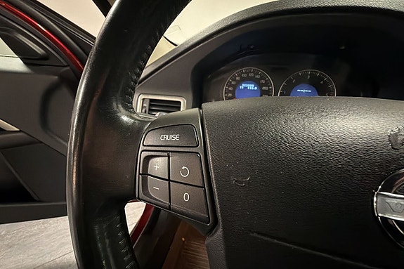 Volvo V70 20 of 27