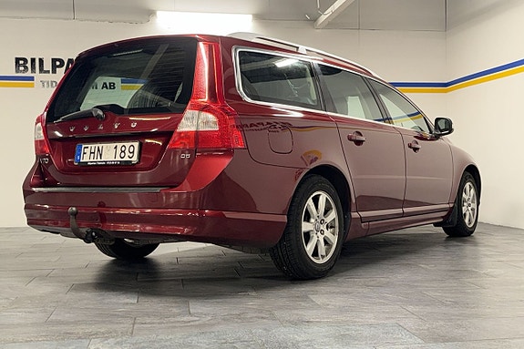 Volvo V70 7 of 27