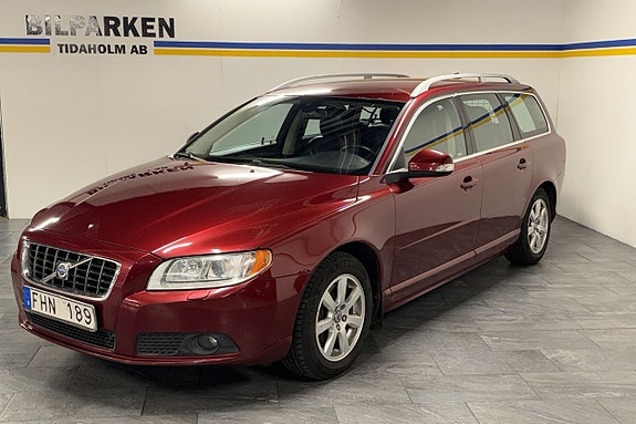 Volvo V70 3 of 27