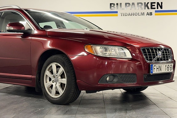 Volvo V70 5 of 27