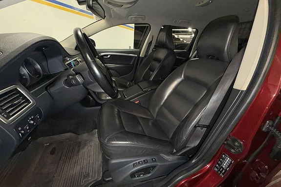 Volvo V70 16 of 27