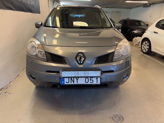 Renault Koleos 2 of 12