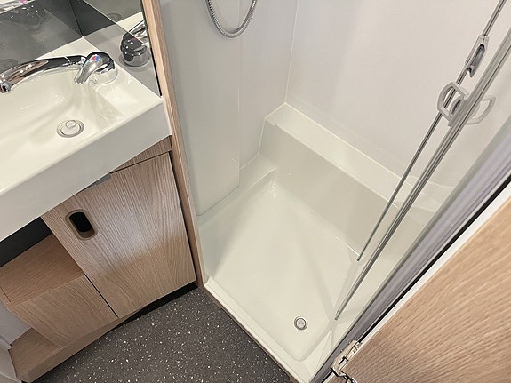Adria AVIVA 563 PT (2027+3-våningssäng+Pluspaket) 18 of 22
