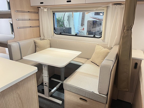 Adria AVIVA 563 PT (2027+3-våningssäng+Pluspaket) 7 of 22