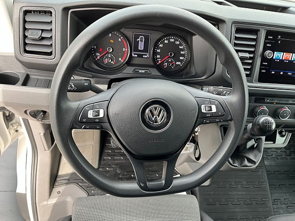 Volkswagen Crafter 35 10 of 17