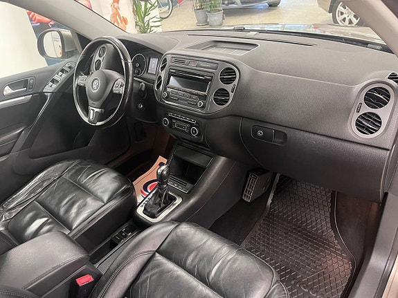 Volkswagen Tiguan 16 of 19