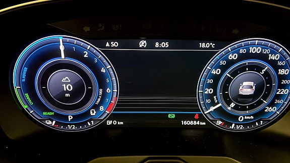 Volkswagen Passat 23 of 25