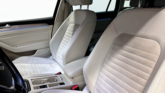 Volkswagen Passat 8 of 26