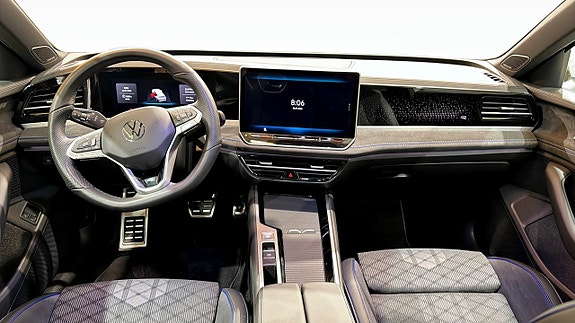 Volkswagen Passat 11 of 23