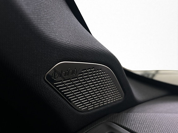 Lynk & Co 01 16 of 30