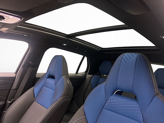 Lynk & Co 01 15 of 30