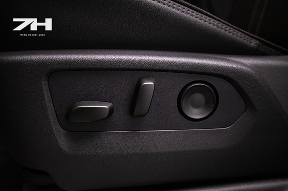 Chevrolet Silverado EV 12 of 27