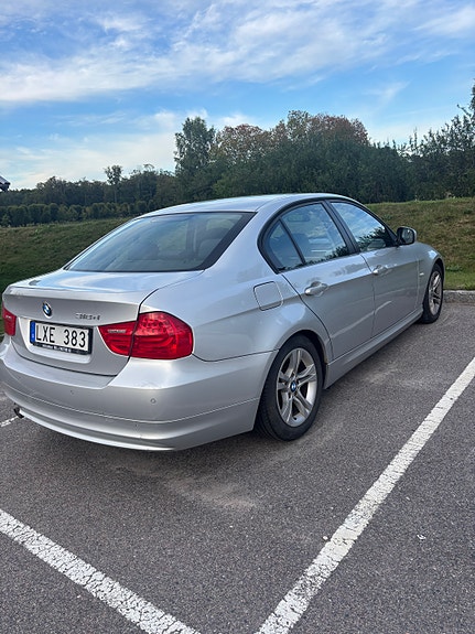 BMW 318d 2 of 6