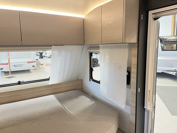 Adria ALTEA 552 PK (TRUMA+2027+3-våningssäng) 14 of 28