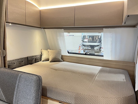 Adria ALTEA 552 PK (TRUMA+2027+3-våningssäng) 13 of 28