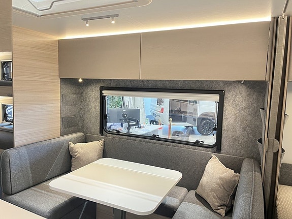 Adria ALTEA 552 PK (TRUMA+2027+3-våningssäng) 9 of 28