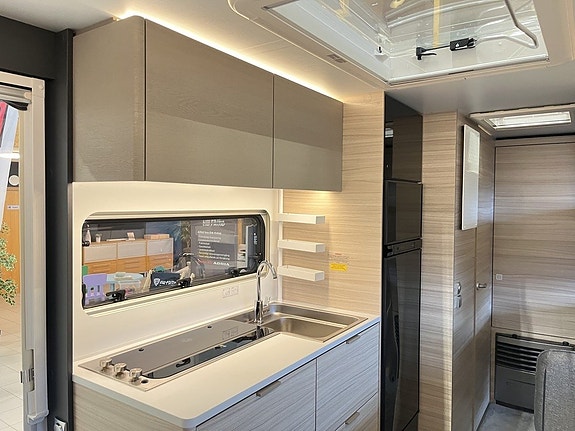 Adria ALTEA 552 PK (TRUMA+2027+3-våningssäng) 11 of 28