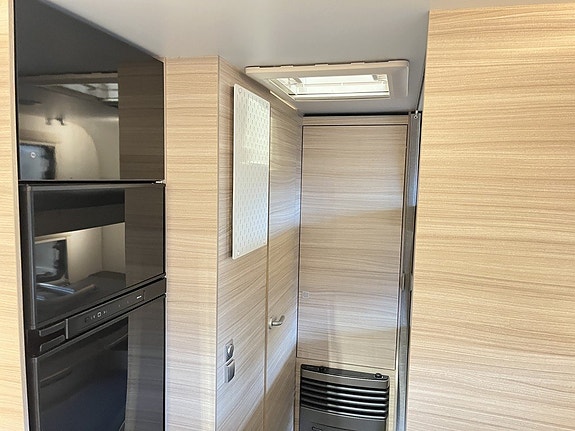 Adria ALTEA 552 PK (TRUMA+2027+3-våningssäng) 19 of 28