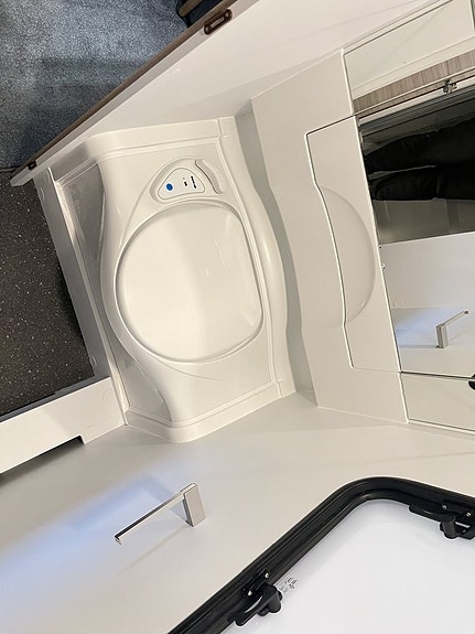 Adria ALTEA 552 PK (TRUMA+2027+3-våningssäng) 20 of 28