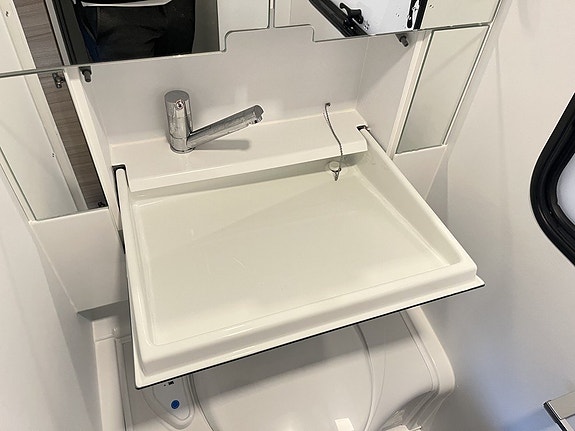Adria ALTEA 552 PK (TRUMA+2027+3-våningssäng) 21 of 28