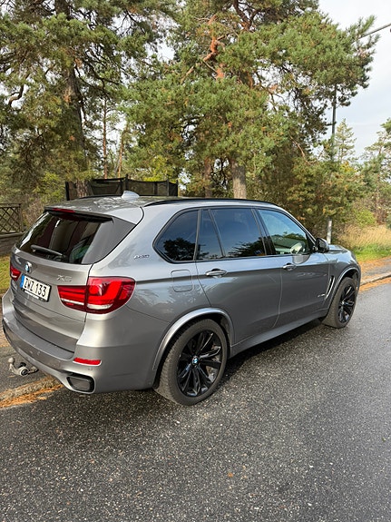 BMW X5 4 of 9