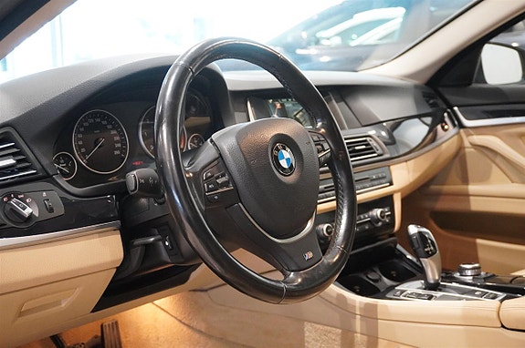 BMW 520d 2 of 15