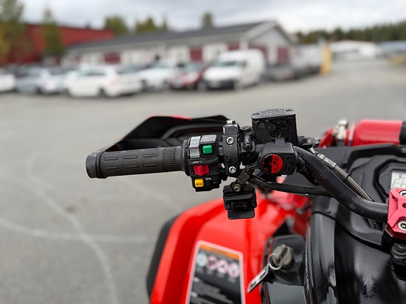 Can-Am Outlander XMR 570 362Timmar/900:-/månFrakt -18 15 of 18