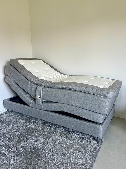 Product image 1 of 7
