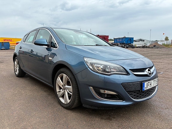 Opel Astra 8 of 13
