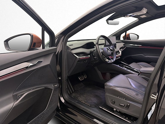 Skoda Enyaq 12 of 30