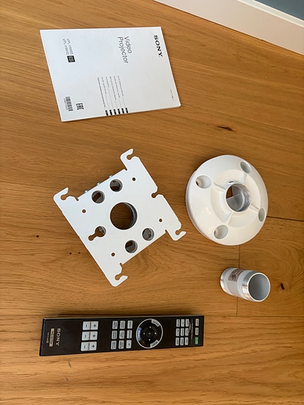 Product image 1 of 2