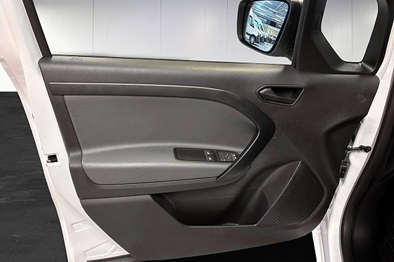 Mercedes-Benz eCitan 14 of 18