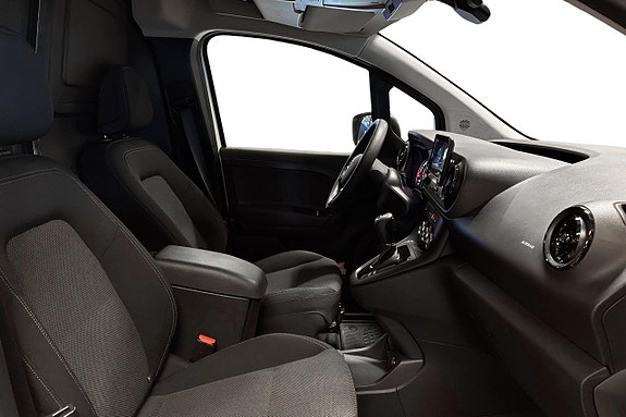 Mercedes-Benz eCitan 13 of 18